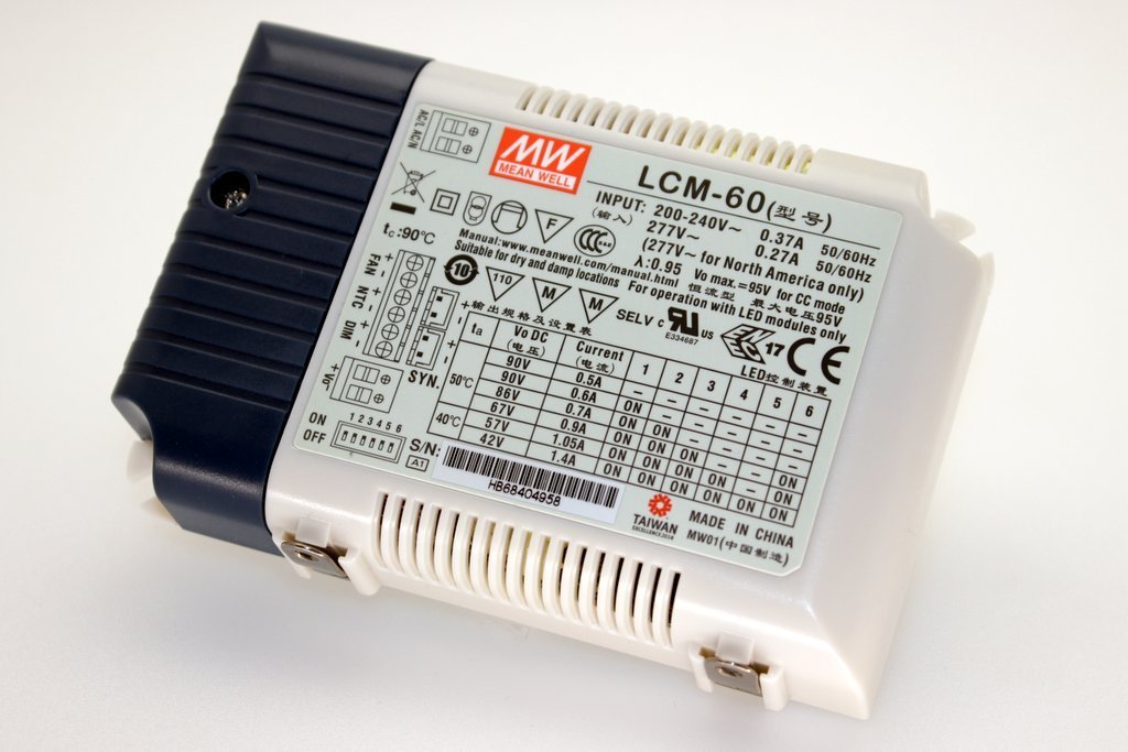 60W vakiovirtateholähde 500-1400mA LCM-60, teholähde LED-valosovelluksiin