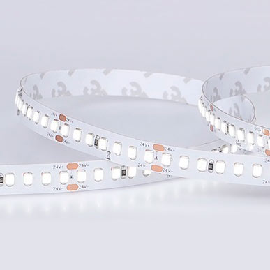 Tehokas LED-valonauha 168led/m, 24V, käyttökelpoinen keittiövalaistukseen.