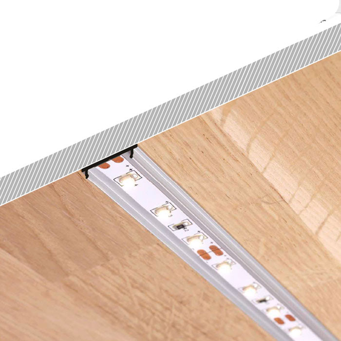 PERUS12 alumiinilista LED-nauhalle 2m asennettuna puupinnalle, LED-nauhojen jäähdyttämiseen.
