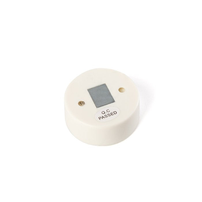 Langaton LED himmennin RF WiFi nappisäädin valkoinen, QC PASS edessä, pienikokoinen ja käytännöllinen.