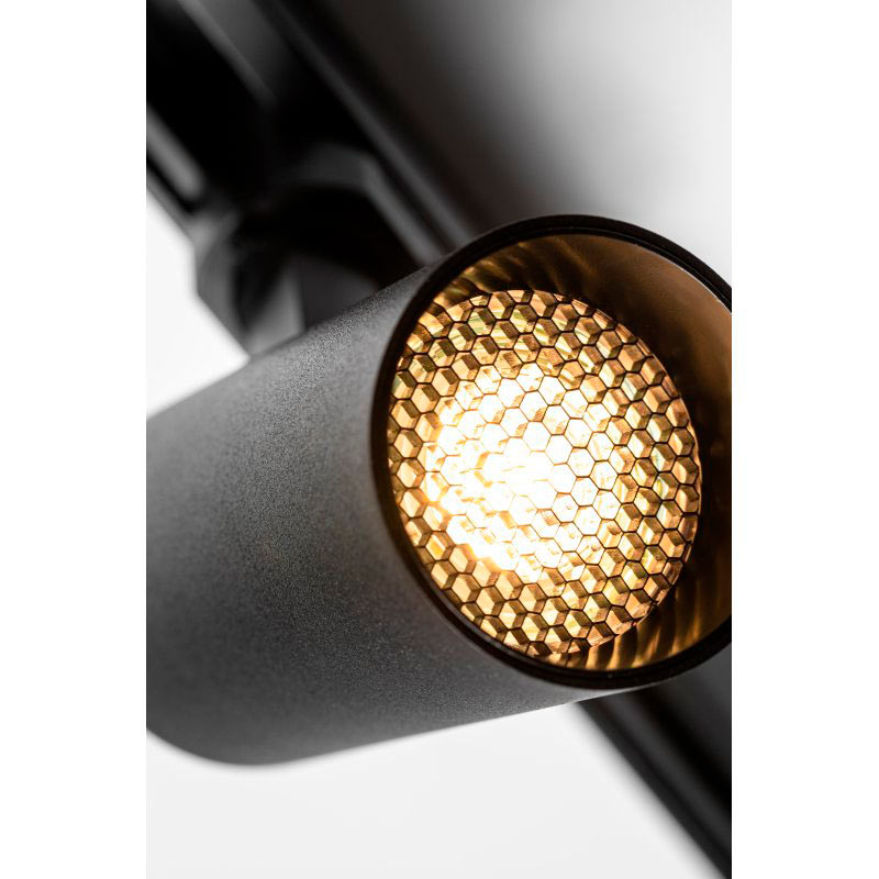 LIMA LED-valaisin 3-vaihekiskoon, musta (GU10 polttimolle) lähikuva valaisimen polttimosta hunajakenno etusivulla.