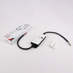 5in1 -vastaanotin kosteudenkestävä LED-ohjain IP66 RGB+CCT, ulkokäyttöön sopiva, tehokas ja edullinen.
