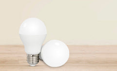 Säädettävä RGB+CCT älylamppu, E27, himmennettävä LED-lamppu, kaksiosainen, valkoinen