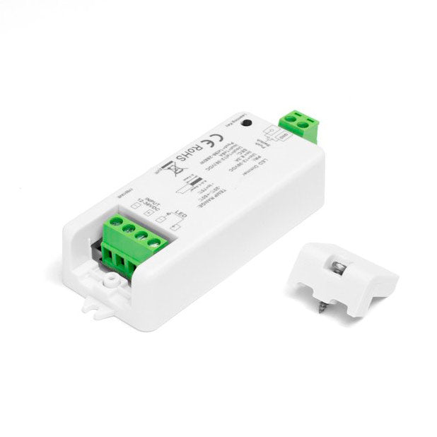 Langaton LED-himmennin 12-36V vastaanotin, RF WiFi, 1-kanava 1x8A teholähteen ja LED-nauhan väliin.