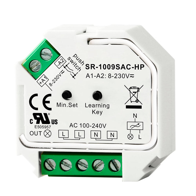 TRIAC himmennin vastaanotin 400W, kuvassa pieni RF vastaanotin valaisinten ohjaukseen