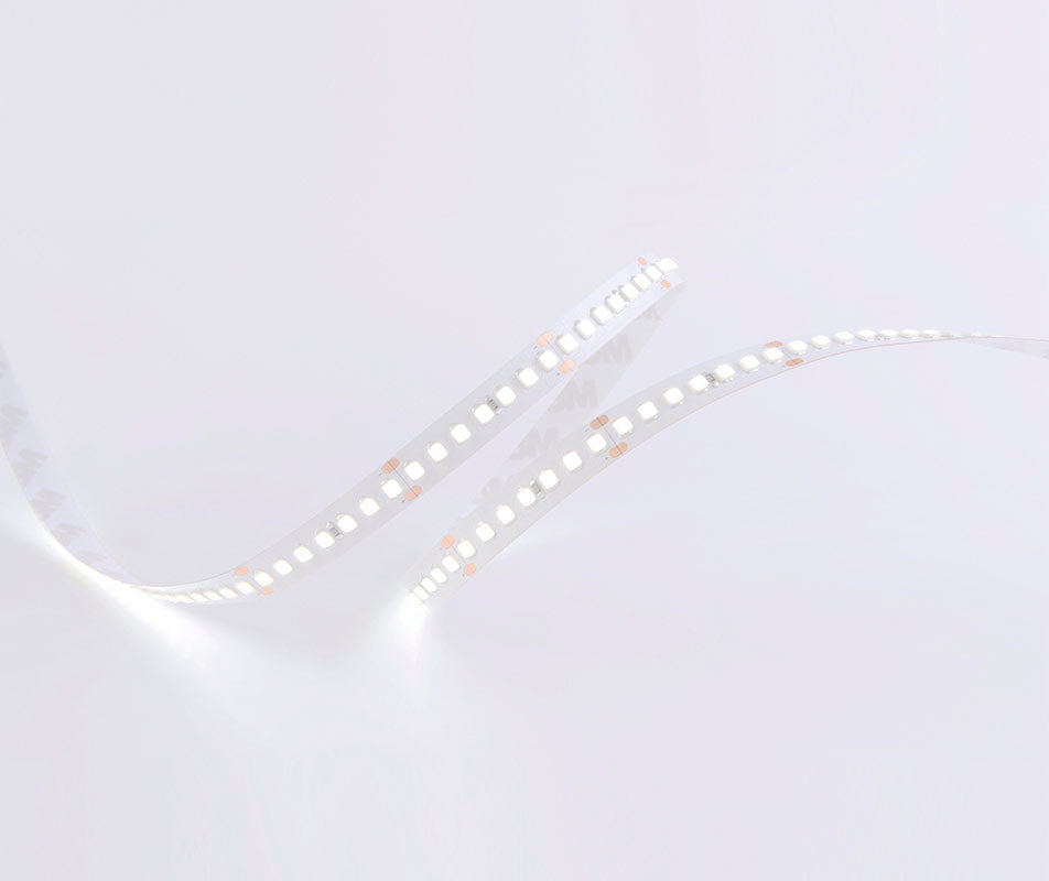 Tehokas LED-valonauha 168led/m, valkoinen valo, joustava asennus, hyvä värintoisto, 5m pituus