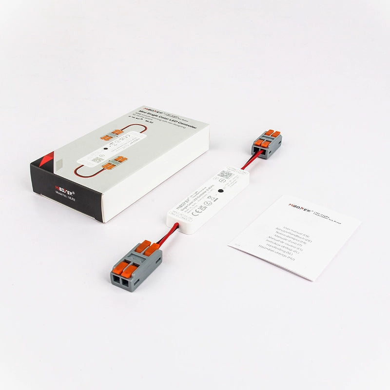 MINI LED-vastaanotin/himmennin 12-24V yksivärisille LED-nauhoille MLR2 - Easy RF 2.4G tuotepakkaus ja laite